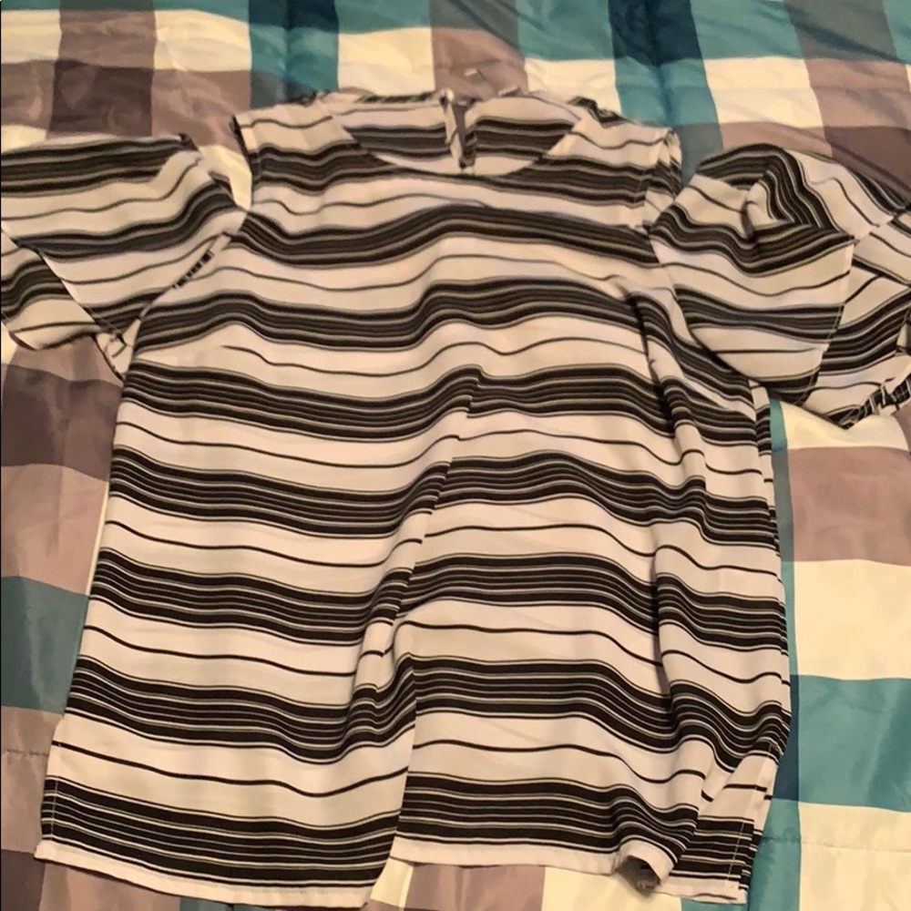 Black and white shoulder cutout shirt